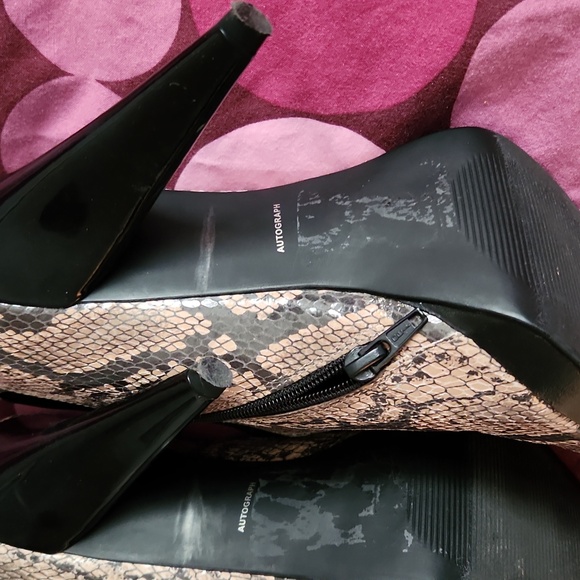 Marks and Spencer Autograph snake skin leather booties - Picture 4 of 8